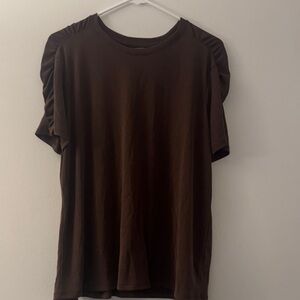 Simply Vera Vera Wang Brown Ruched Shoulder Short Sleeve Tee